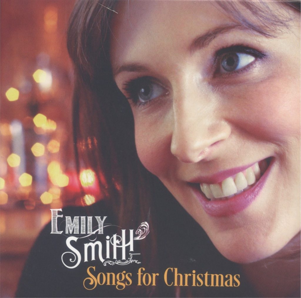 emily-smith-announces-christmas-album-folking